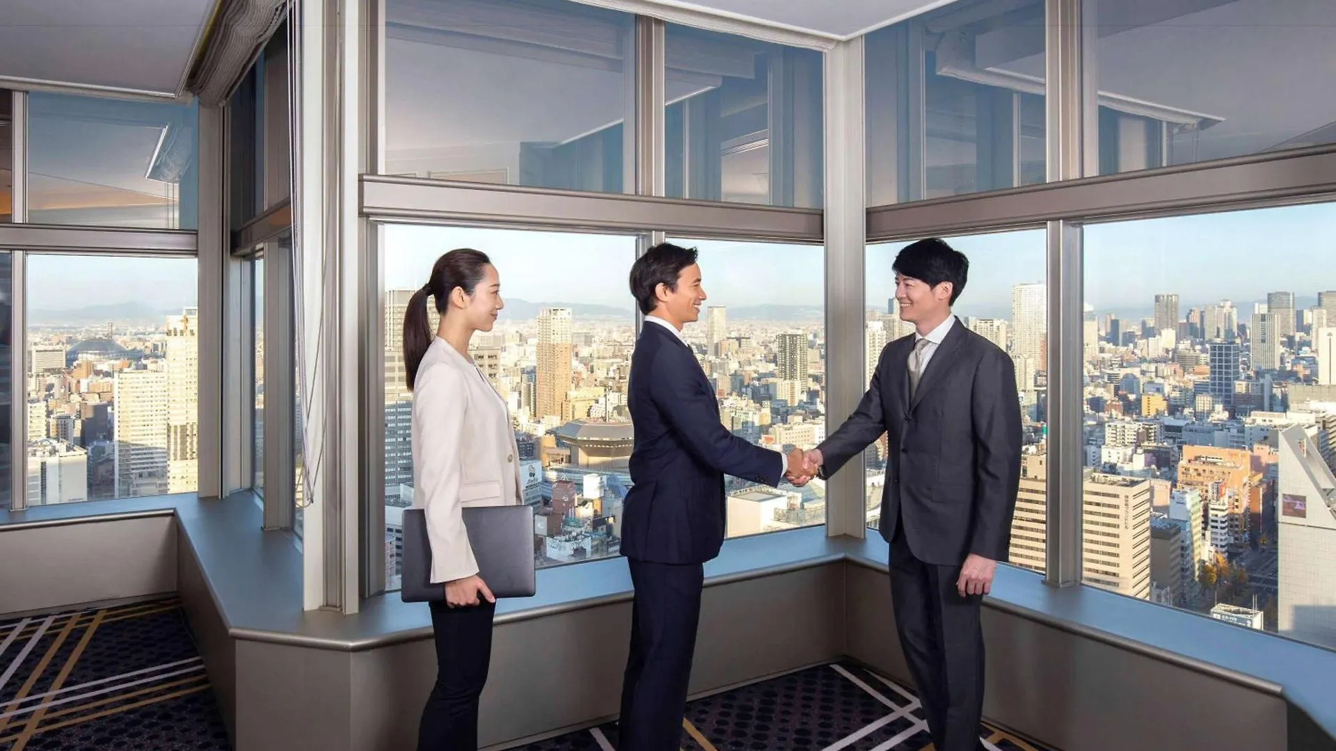 Swissotel Nankai Osaka 5*,