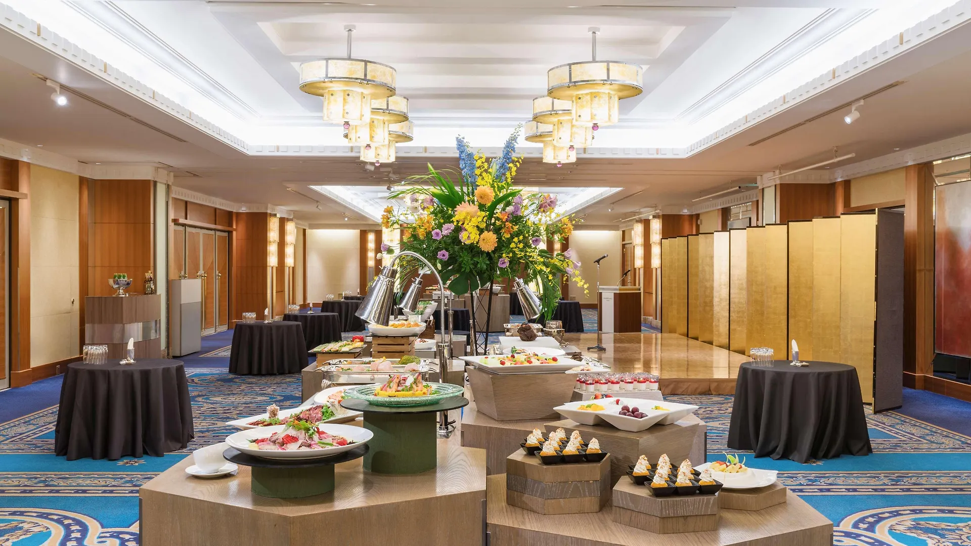 Swissotel Nankai Osaka Hotel