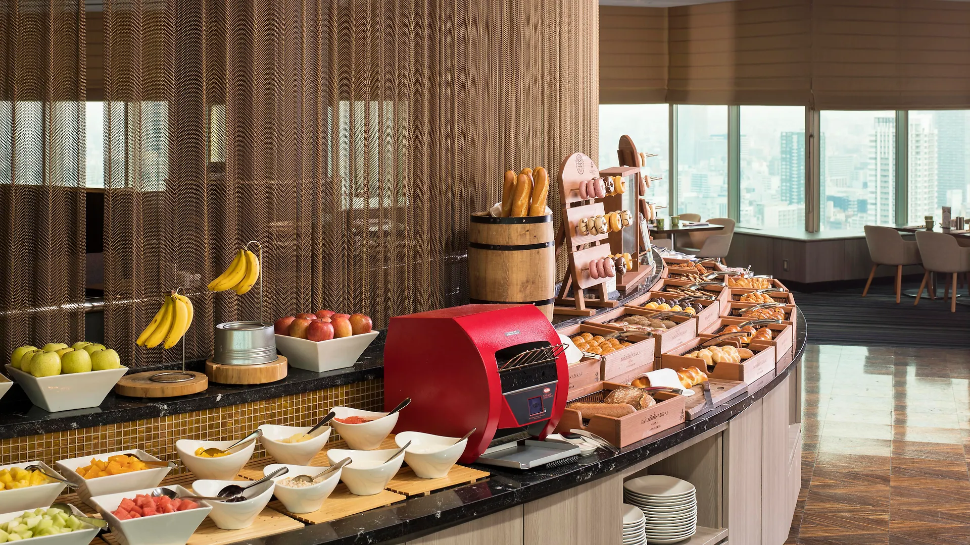 Swissotel Nankai Osaka 5*,  Japón