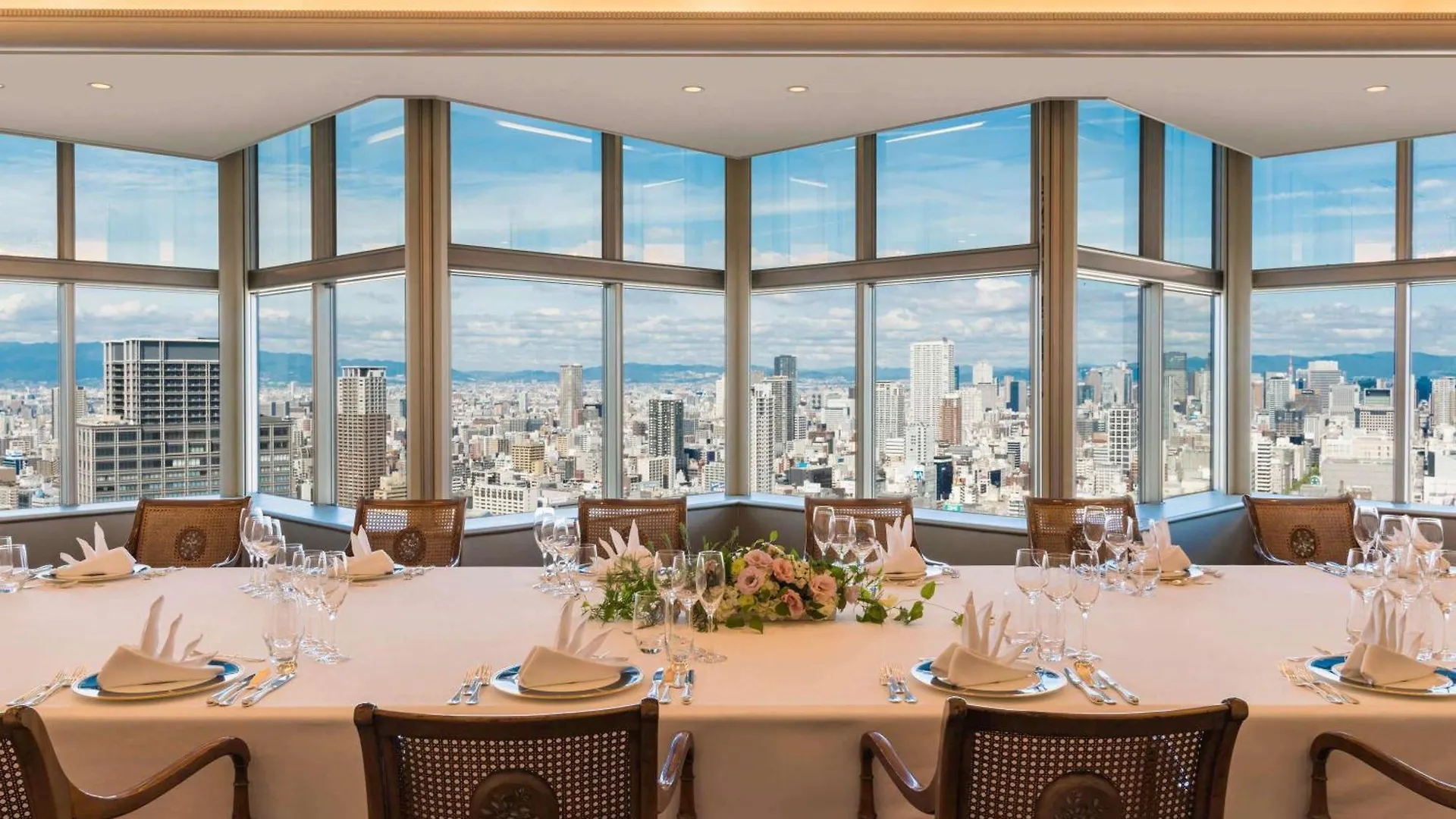 Swissotel Nankai Osaka Hotel